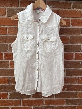 Women’s Sundance White 100% Linen Sleeveless Top Snap Buttons Size M